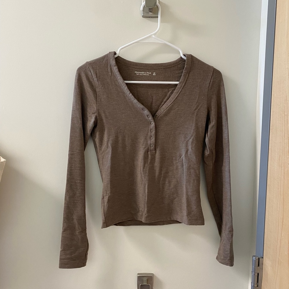 Abercrombie Long-Sleeve Luxe Cozy Henley